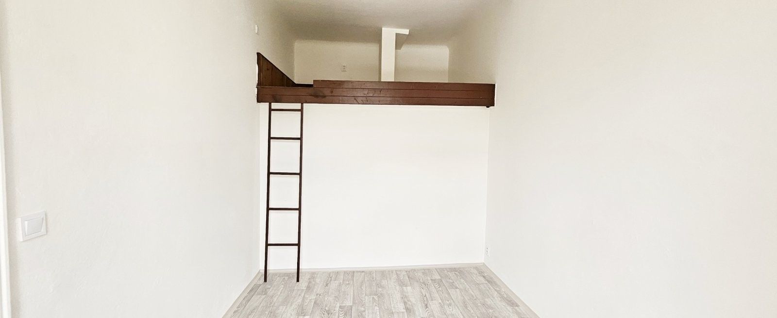 Pronájem bytu 2+1 55 m² - foto 8