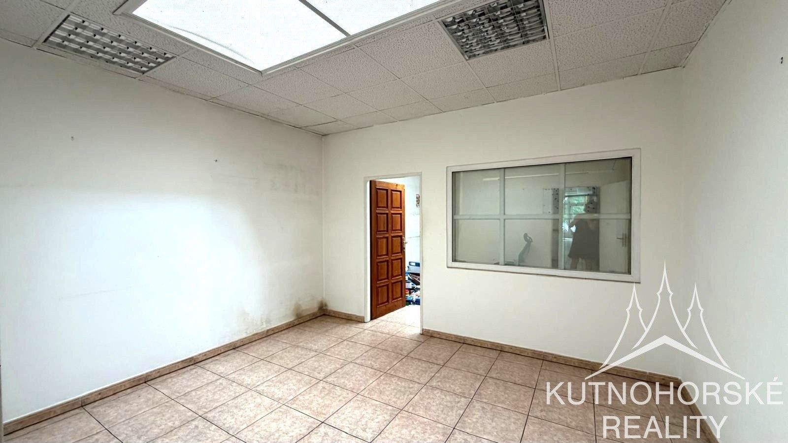 Pronájem komerčního prostoru 262 m² - foto 6