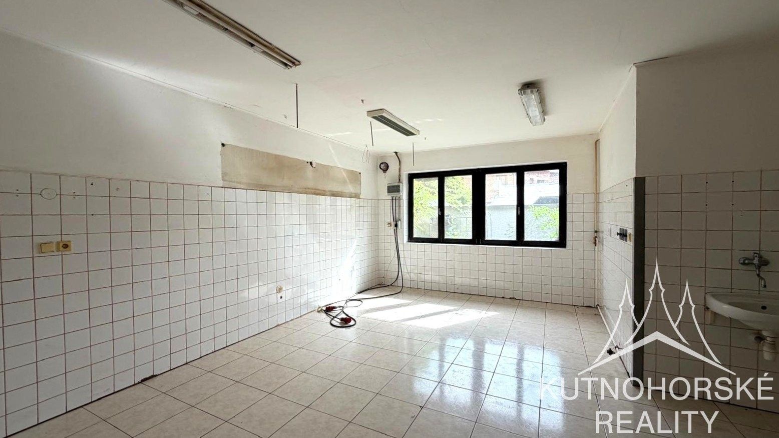 Pronájem komerčního prostoru 262 m² - foto 9