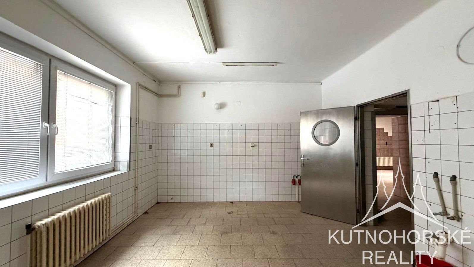 Pronájem komerčního prostoru 262 m² - foto 18