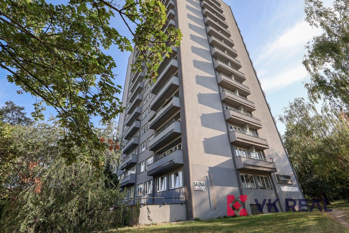 Pronájem bytu 2+1 75 m² - foto 1