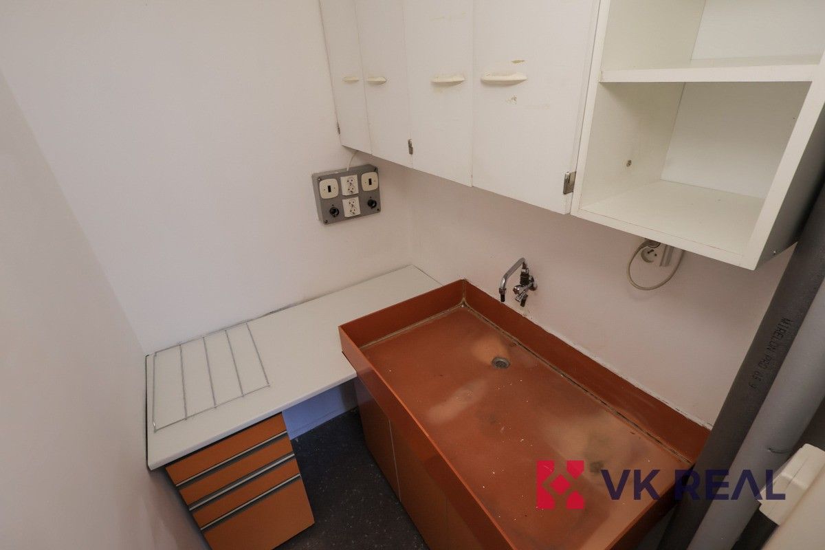 Pronájem bytu 2+1 75 m² - foto 18