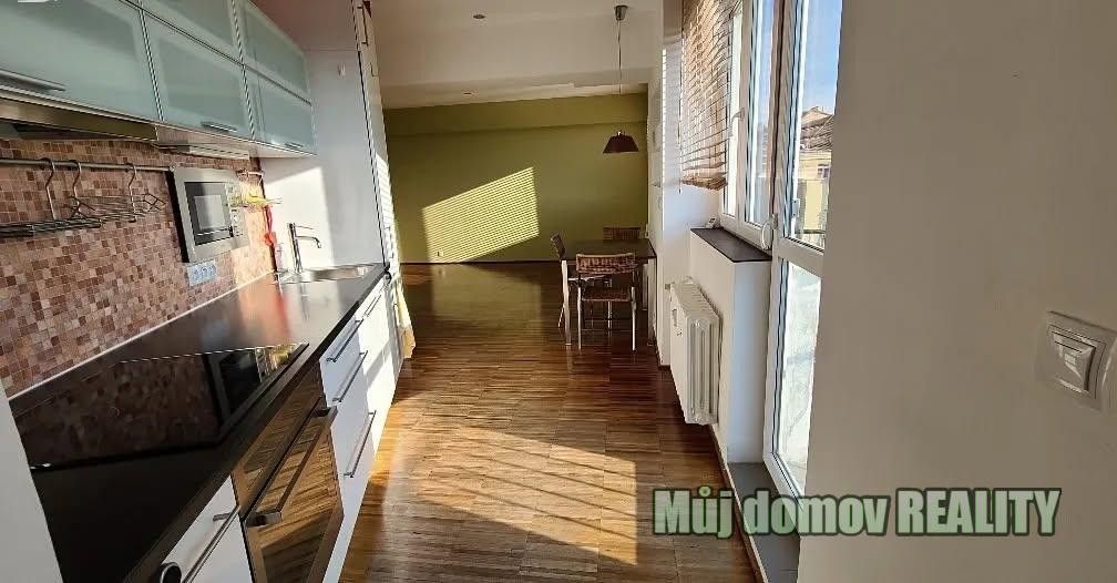 Pronájem bytu 2+kk 57 m² - foto 1