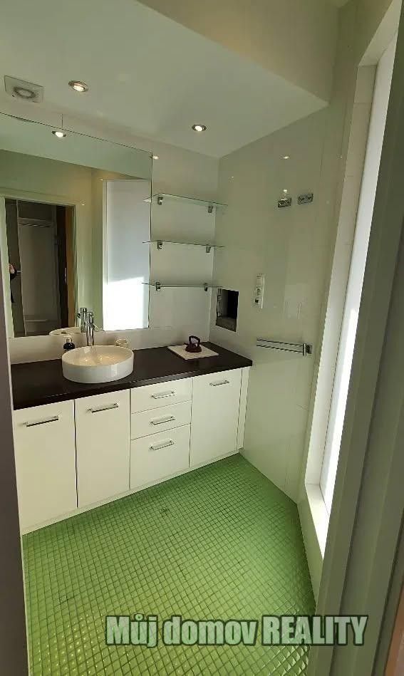 Pronájem bytu 2+kk 57 m² - foto 6