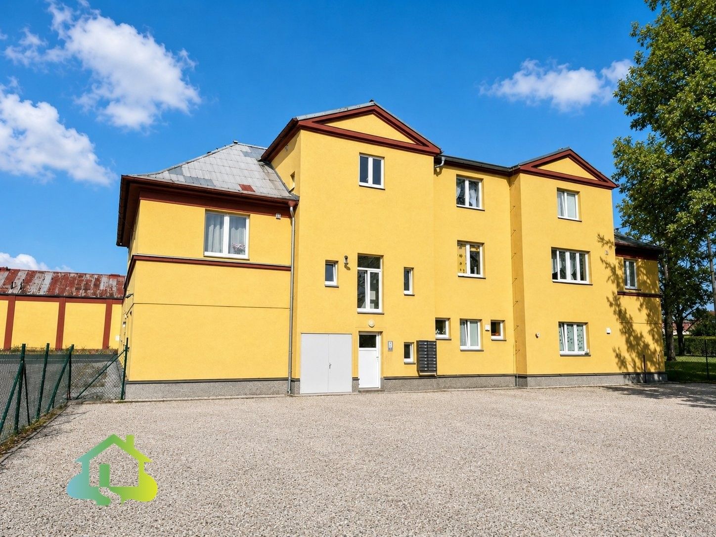 Pronájem bytu 1+kk 32 m² - foto 1