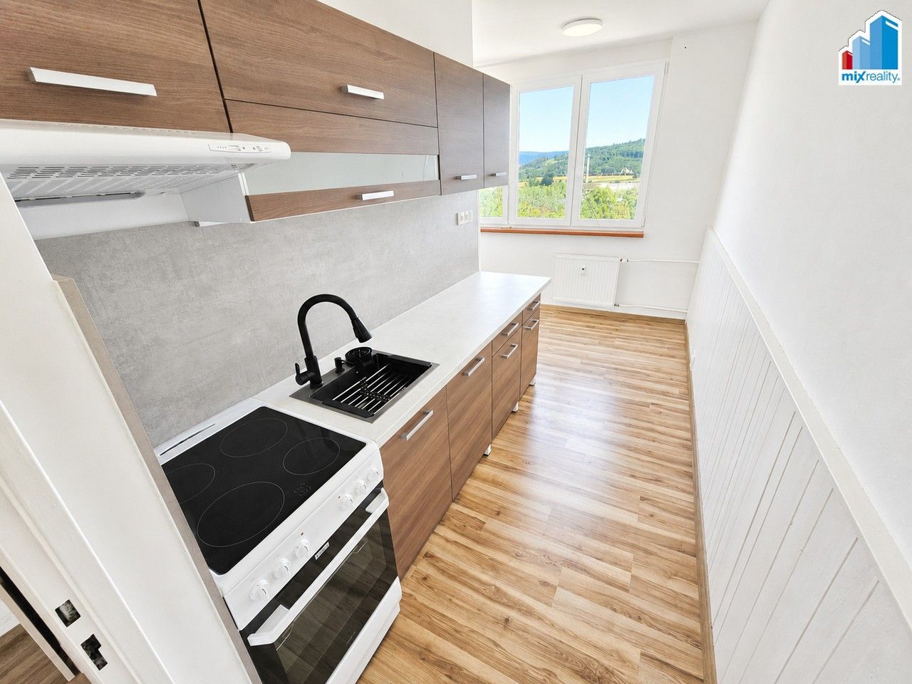 Pronájem bytu 2+1 67 m² - foto 2