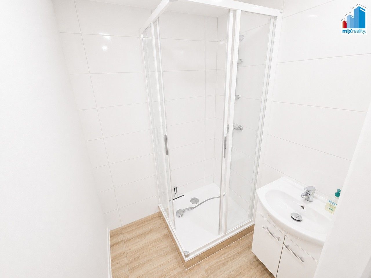 Pronájem bytu 2+1 67 m² - foto 10