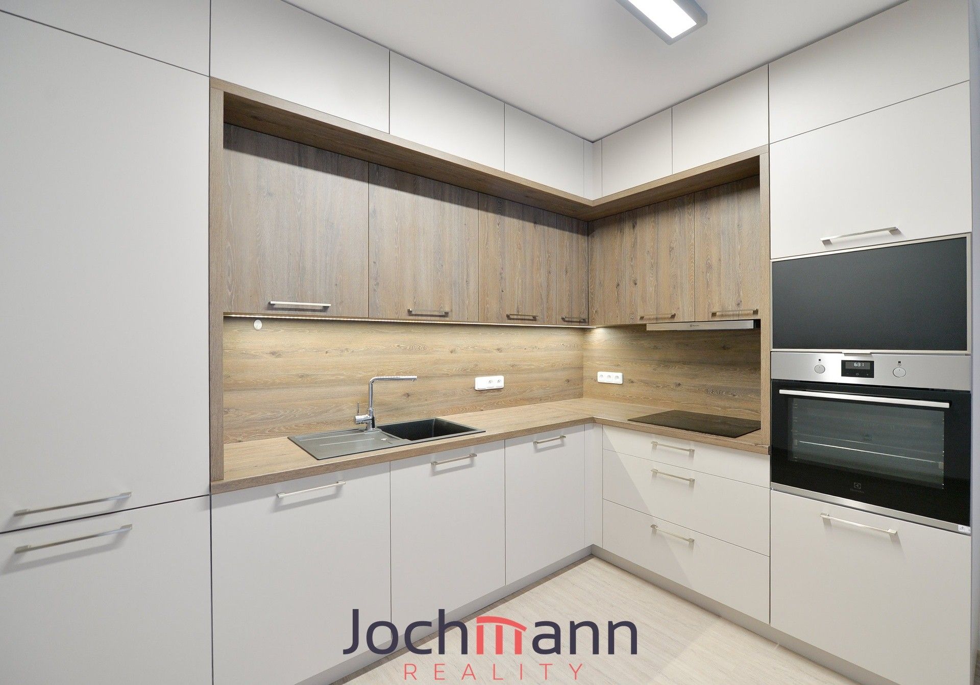 Pronájem bytu 2+kk 59 m² - foto 4