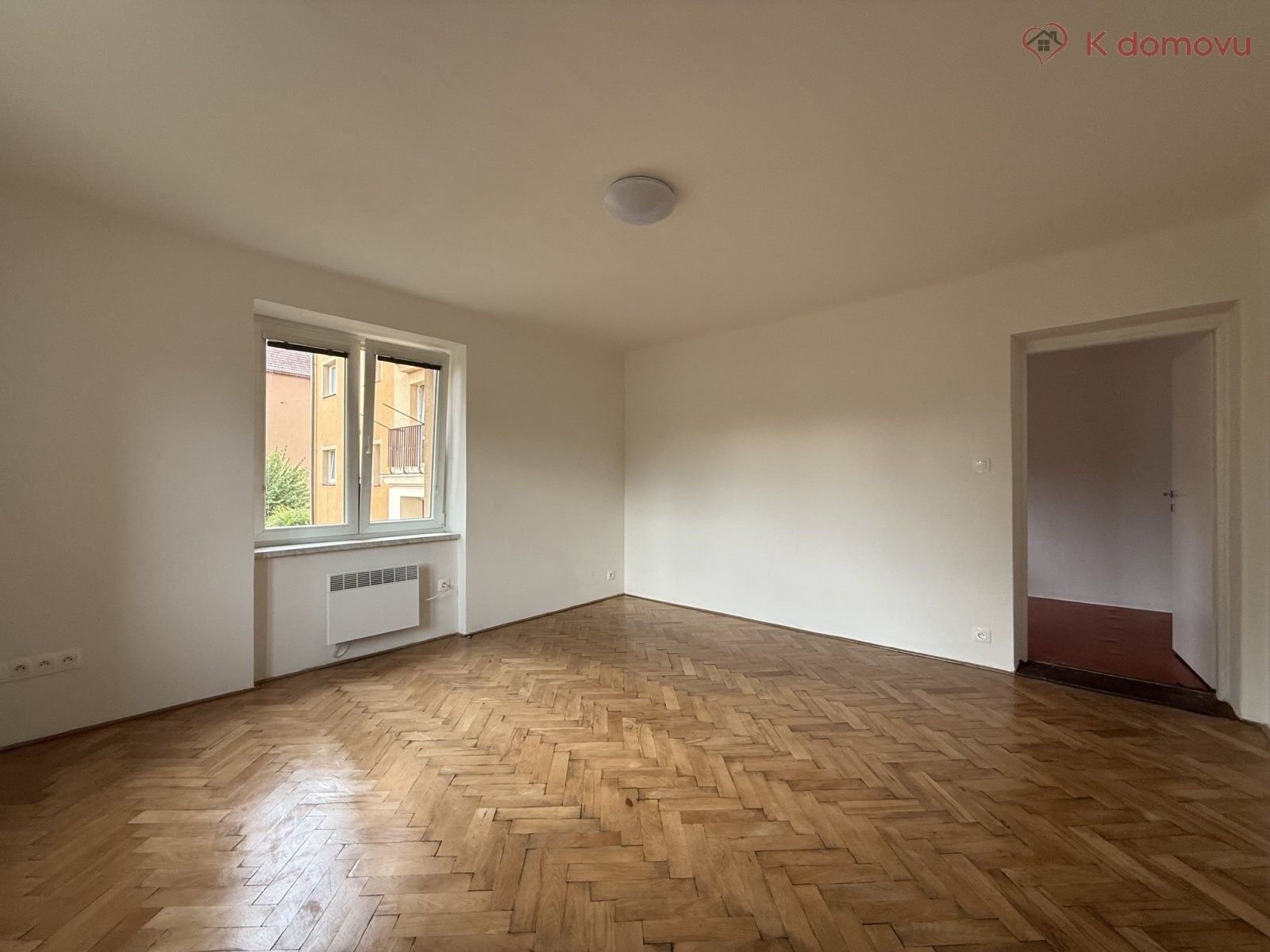 Pronájem bytu 2+1 53 m² - foto 6