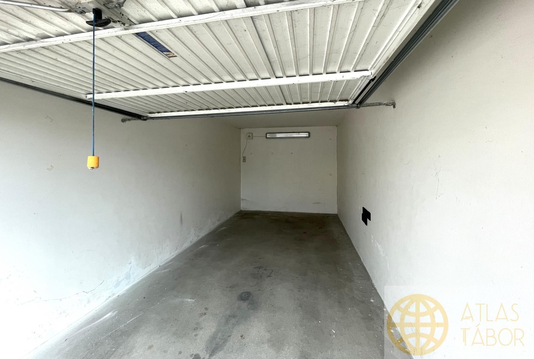 Pronájem nemovitosti 19 m² - foto 2