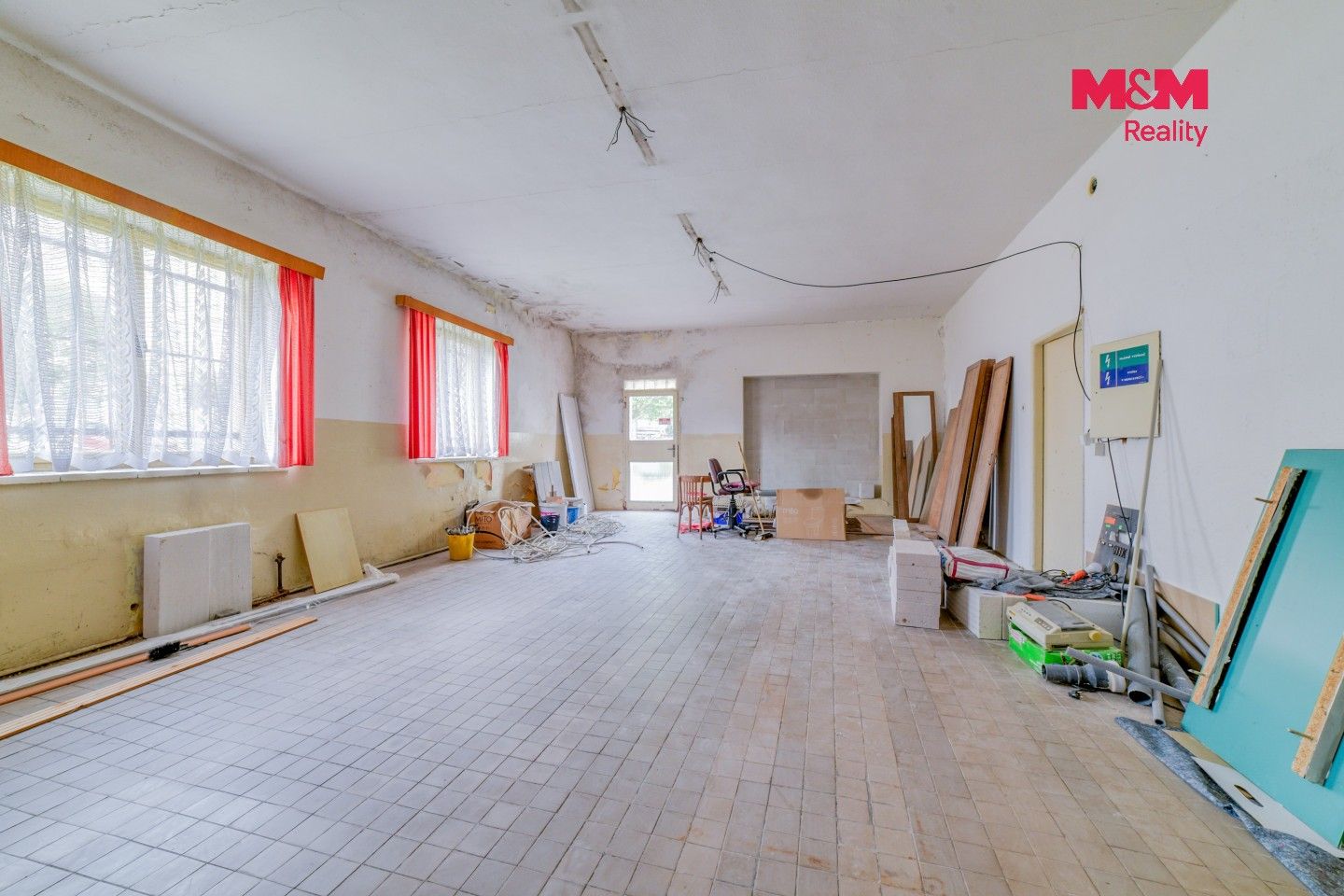 Prodej komerčního prostoru 94 m² - foto 7