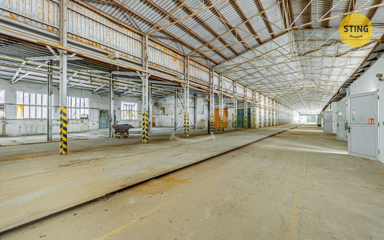 Prodej komerčního prostoru 5979 m² - foto 11
