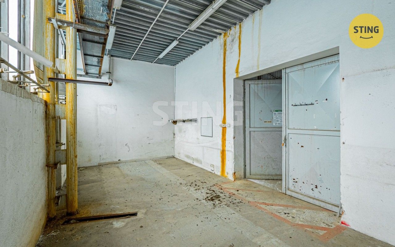 Prodej komerčního prostoru 5979 m² - foto 22