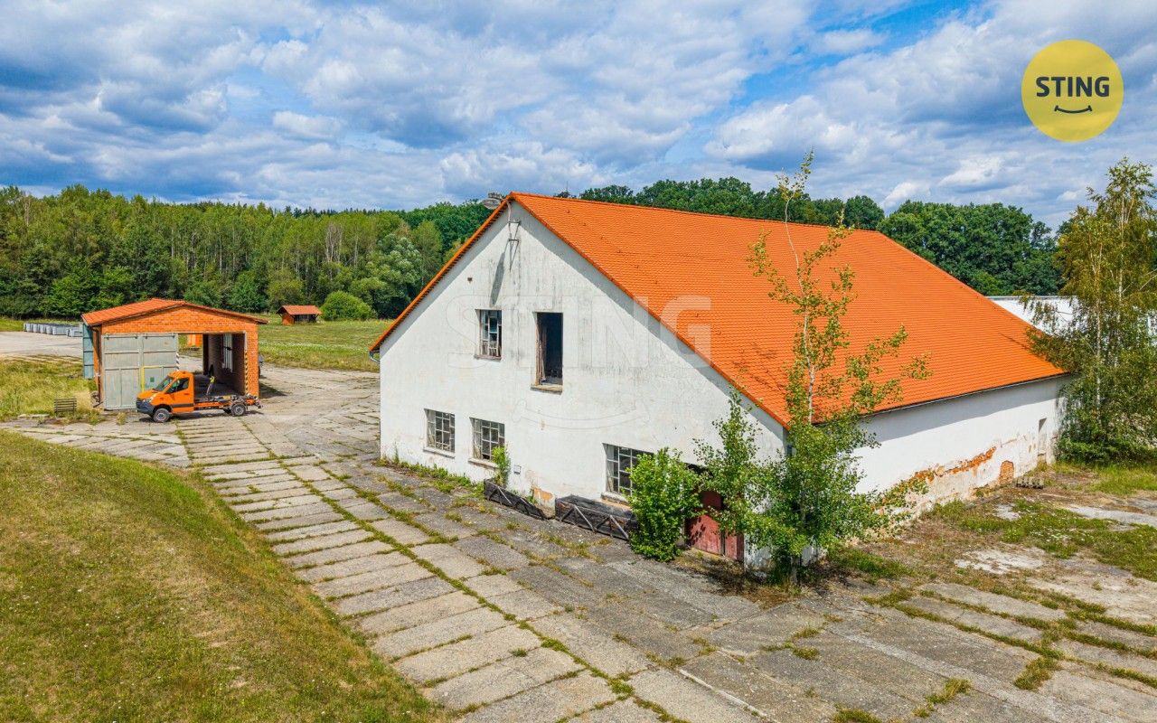 Prodej komerčního prostoru 5979 m² - foto 24