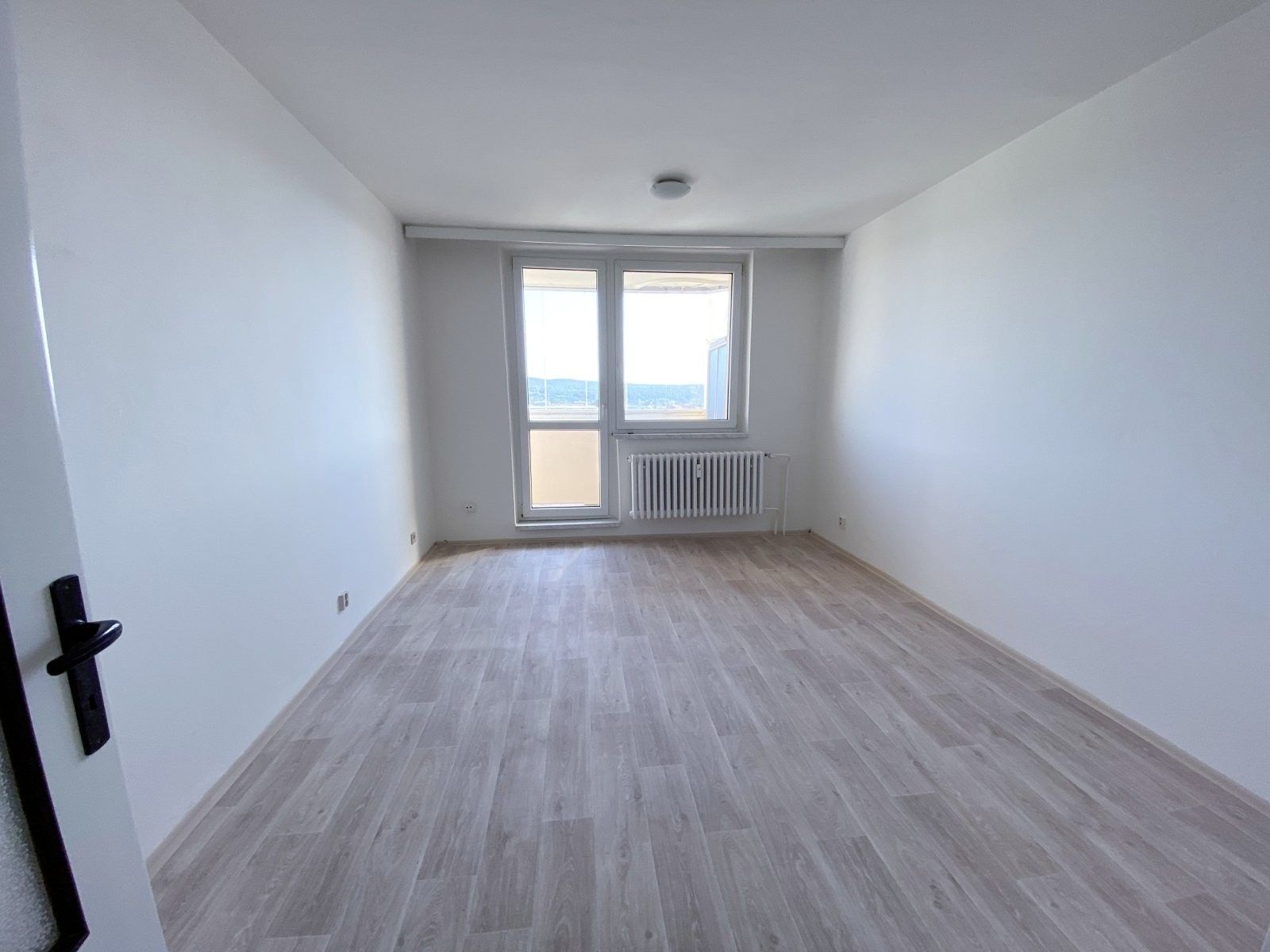Pronájem bytu 1+1 37 m² - foto 4