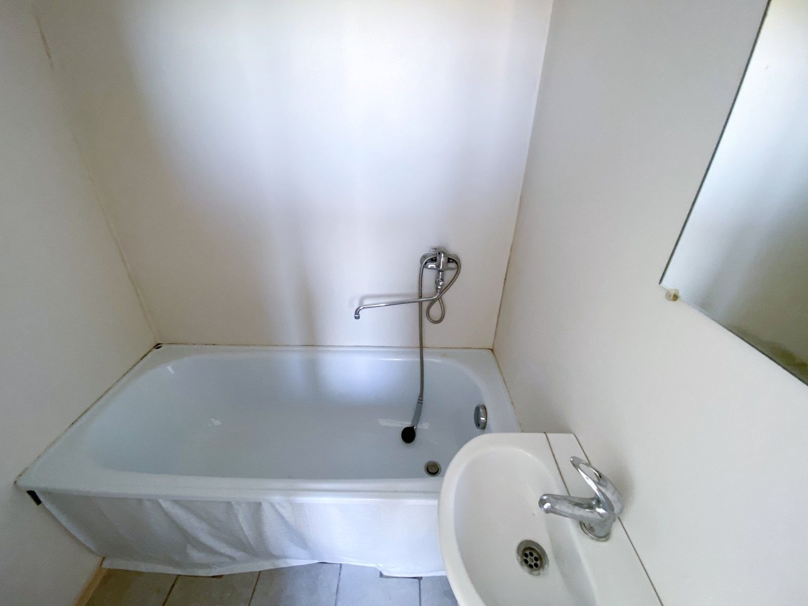 Pronájem bytu 1+1 37 m² - foto 14