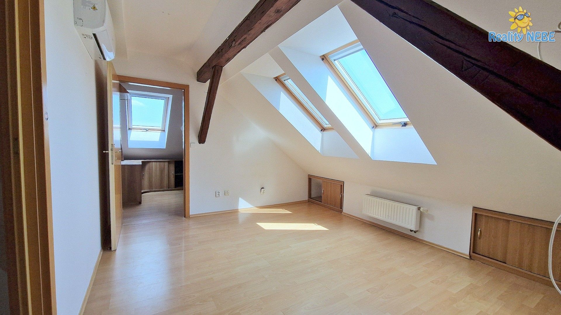 Prodej bytu 4+1 171 m² - foto 2