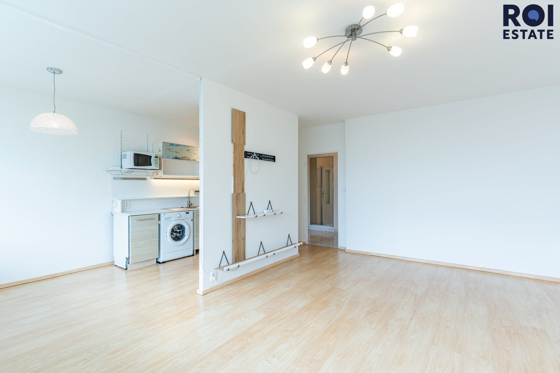Pronájem bytu 3+kk 71 m² - foto 5