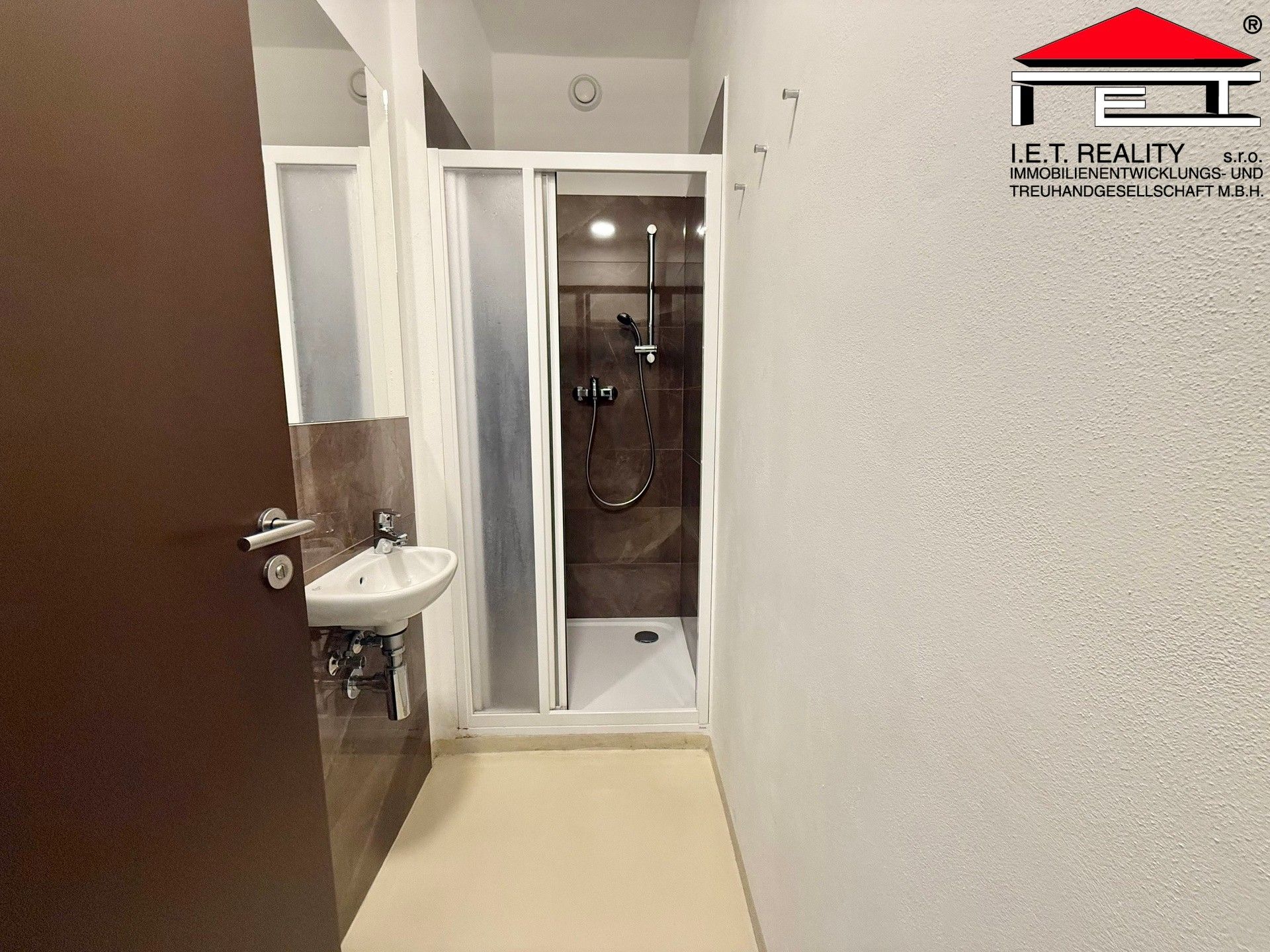 Pronájem komerčního prostoru 35 m² - foto 5