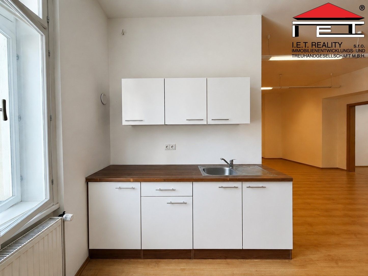 Pronájem komerčního prostoru 87 m² - foto 8