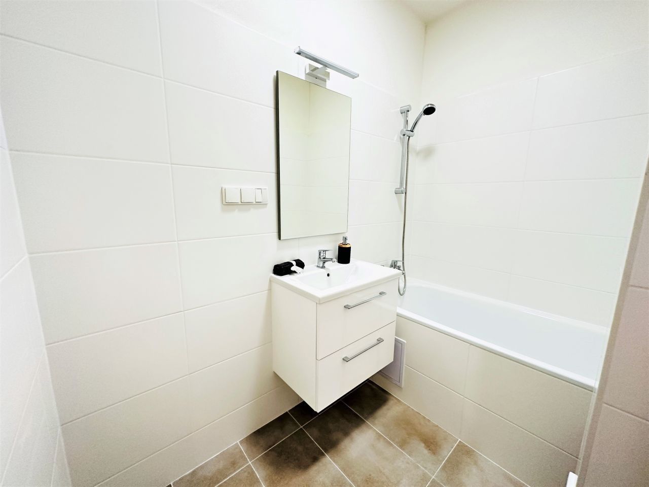 Pronájem bytu 2+kk 50 m² - foto 7
