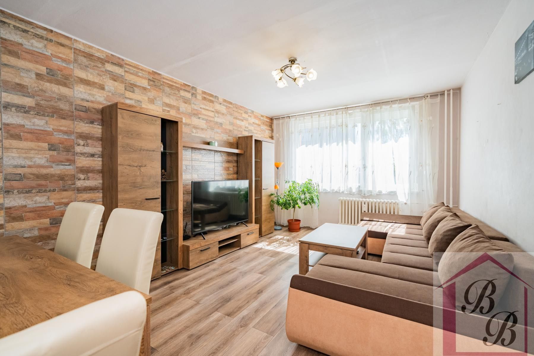 Prodej bytu 4+1 78 m² - foto 2
