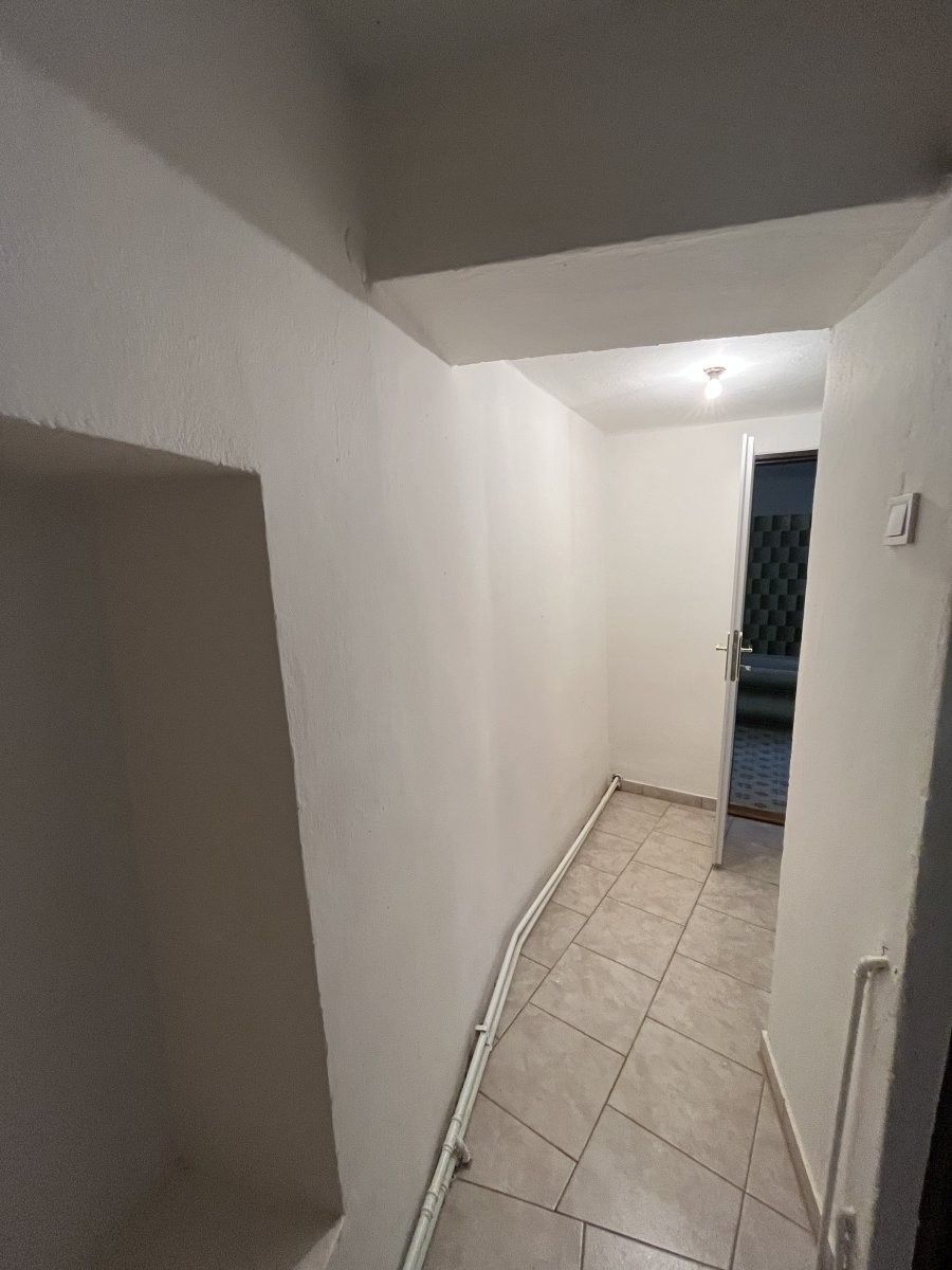Pronájem bytu 1+1 48 m² - foto 4