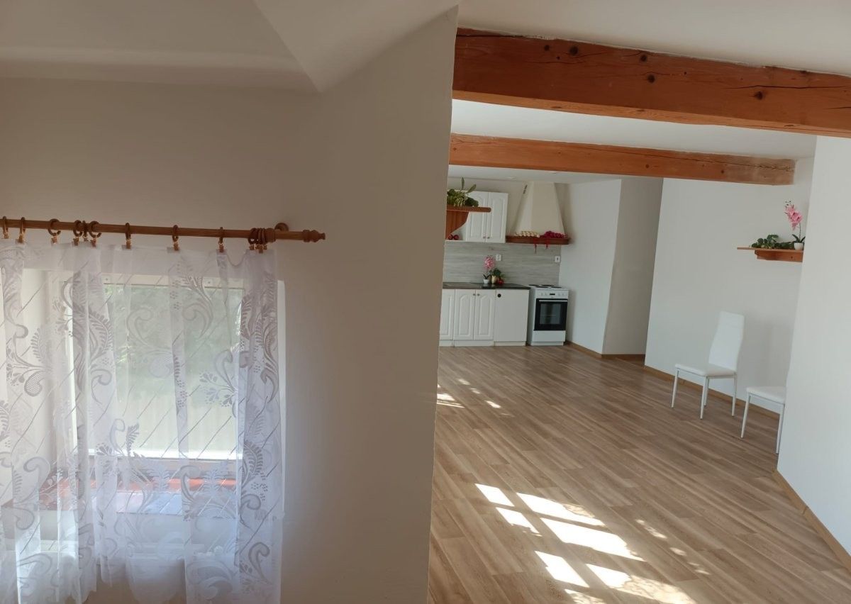Pronájem bytu 2+kk 53 m² - foto 4