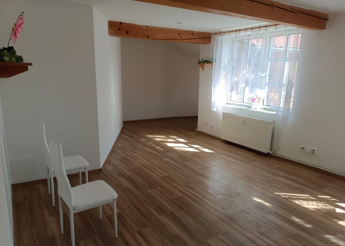 Pronájem bytu 2+kk 53 m² - foto 3