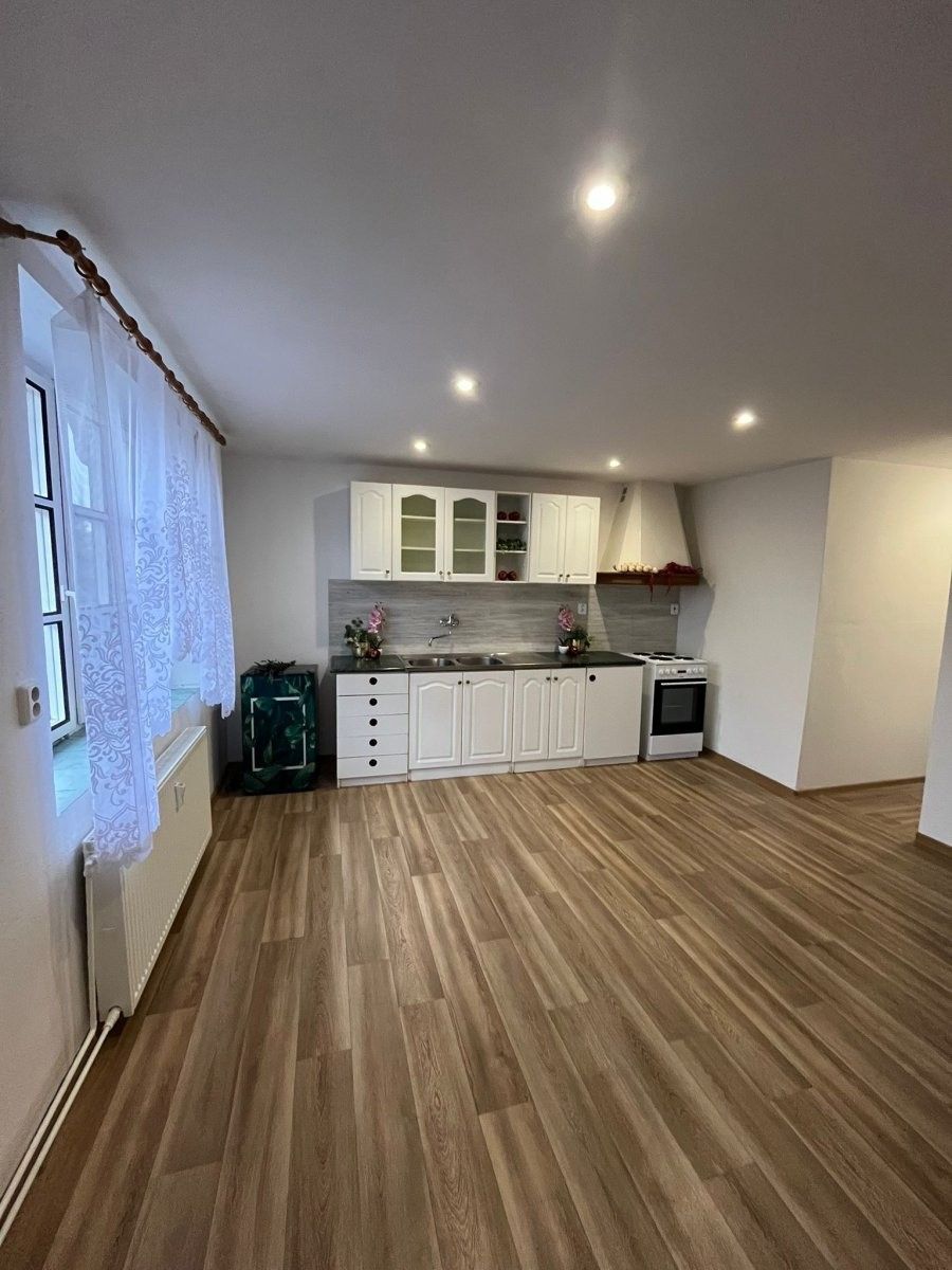 Pronájem bytu 2+kk 53 m² - foto 5