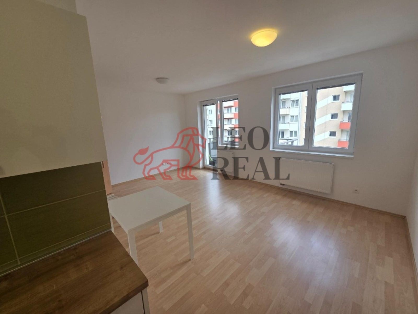 Pronájem bytu 1+kk 29 m² - foto 3