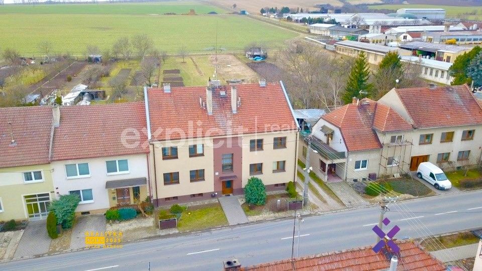 Pronájem bytu 3+1 77 m² - foto 14