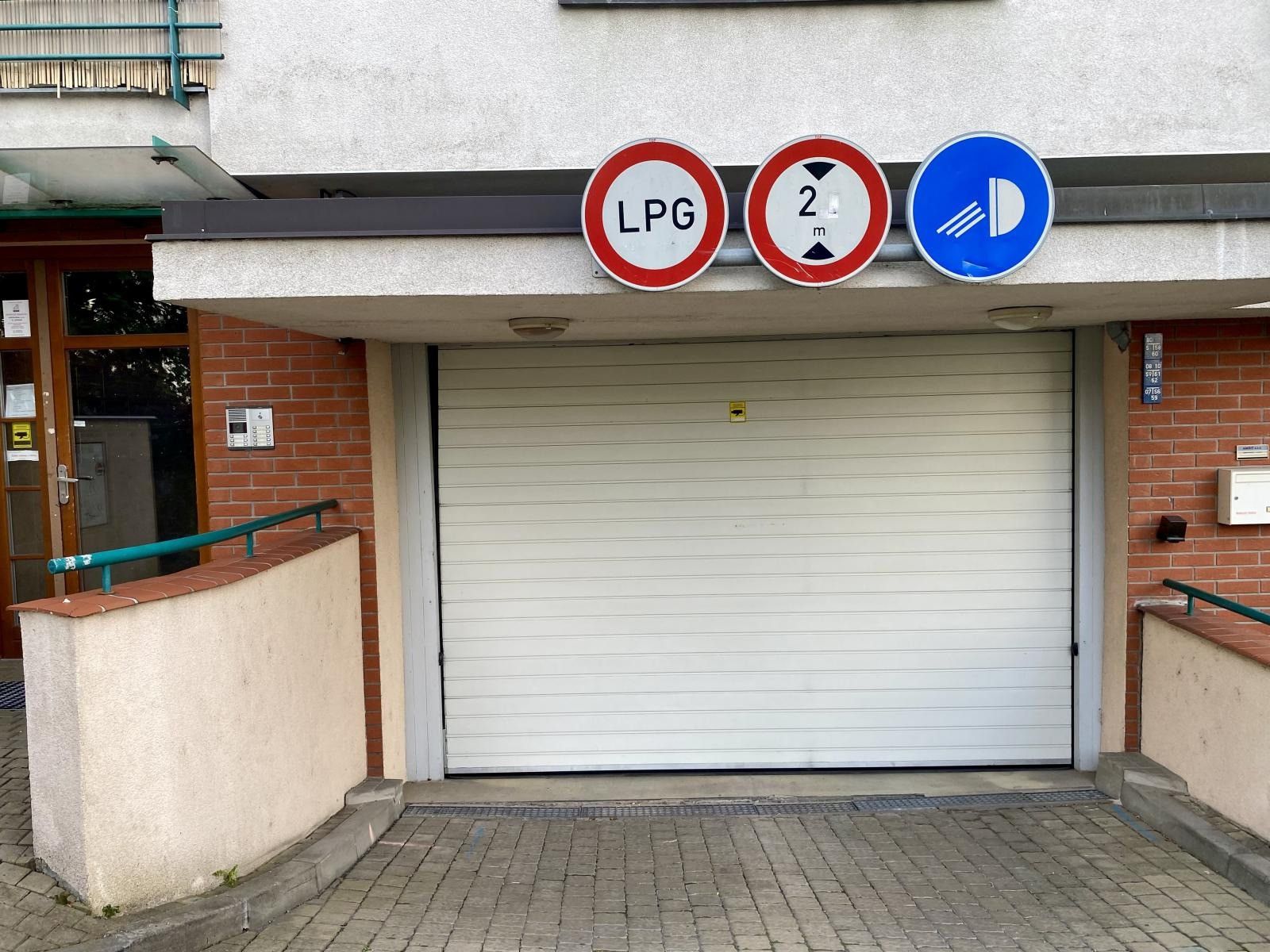 Pronájem nemovitosti 12 m² - foto 2