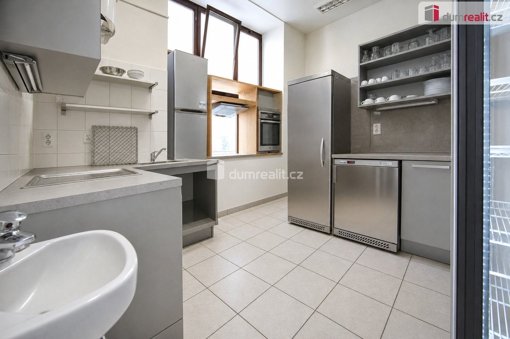 Prodej komerčního prostoru 74 m² - foto 15