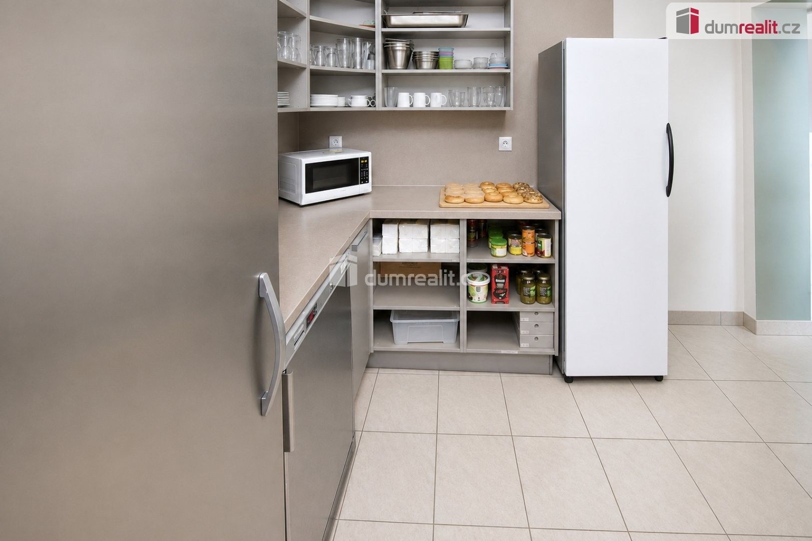 Prodej komerčního prostoru 74 m² - foto 16