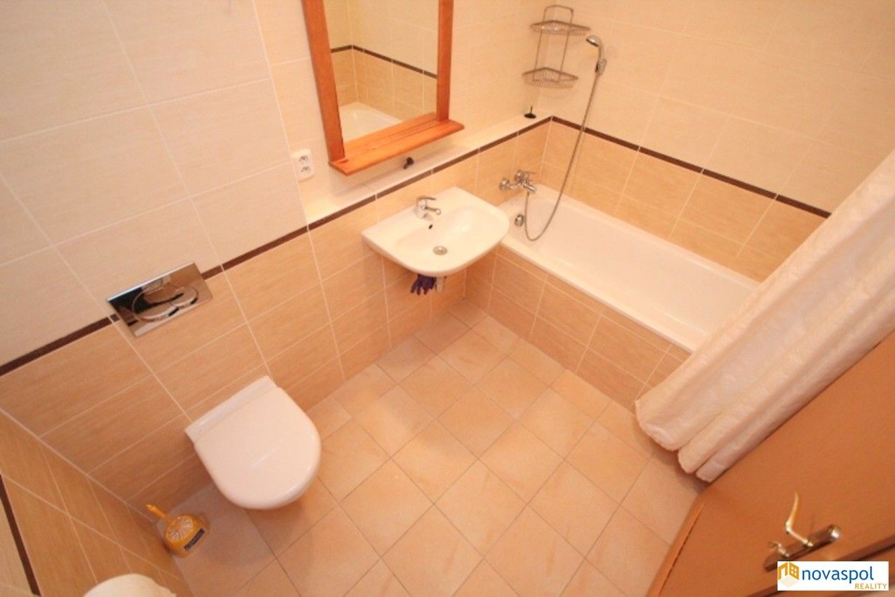 Pronájem bytu 1+kk 37 m² - foto 7