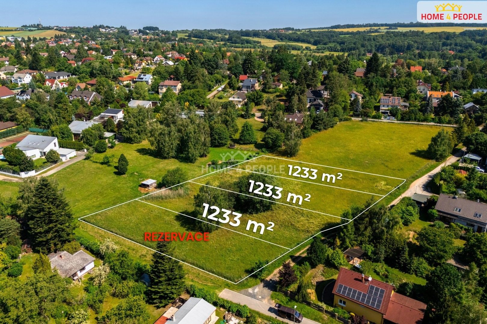 Prodej pozemku 1233 m² - foto 1