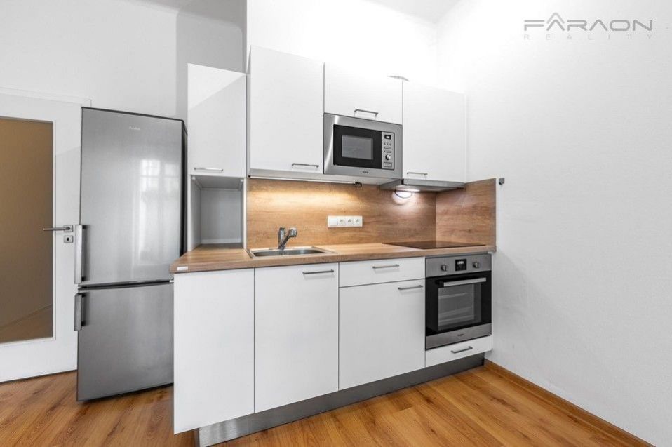 Pronájem bytu 1+kk 37 m² - foto 6