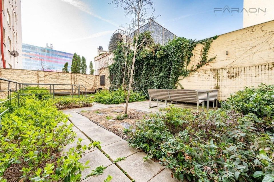 Pronájem bytu 1+kk 37 m² - foto 12