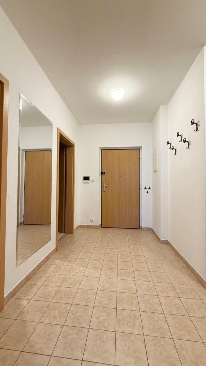 Pronájem bytu 2+kk 65 m² - foto 12