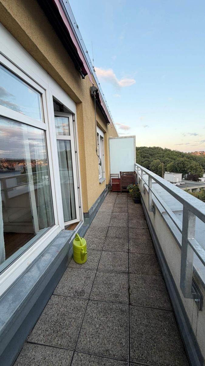 Pronájem bytu 2+kk 65 m² - foto 17