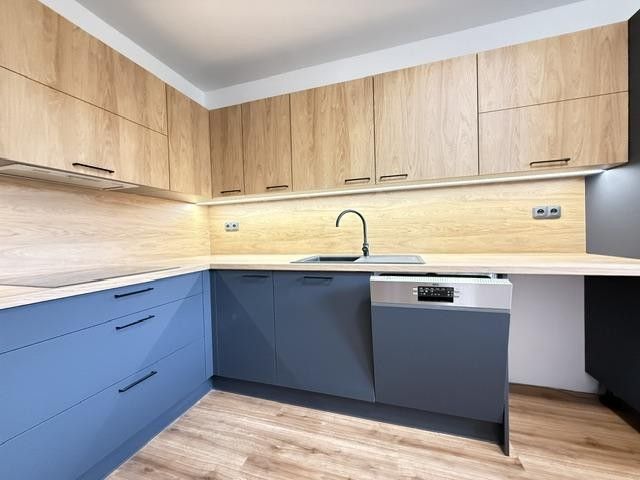 Pronájem bytu 3+1 78 m² - foto 2