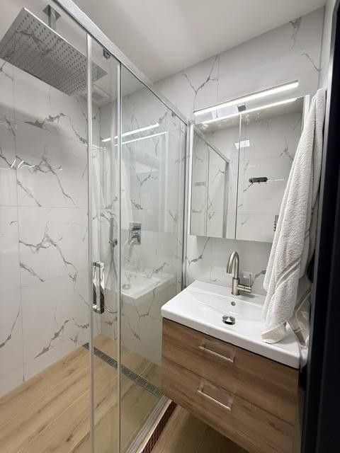 Pronájem bytu 3+1 78 m² - foto 15