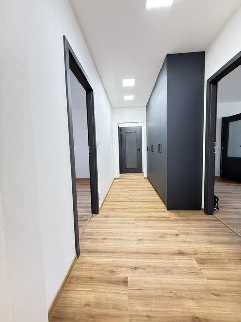 Pronájem bytu 3+1 78 m² - foto 18