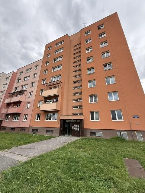 Pronájem bytu 3+1 78 m² - foto 24