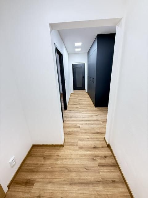 Pronájem bytu 3+1 78 m² - foto 19