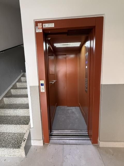 Pronájem bytu 3+1 78 m² - foto 23
