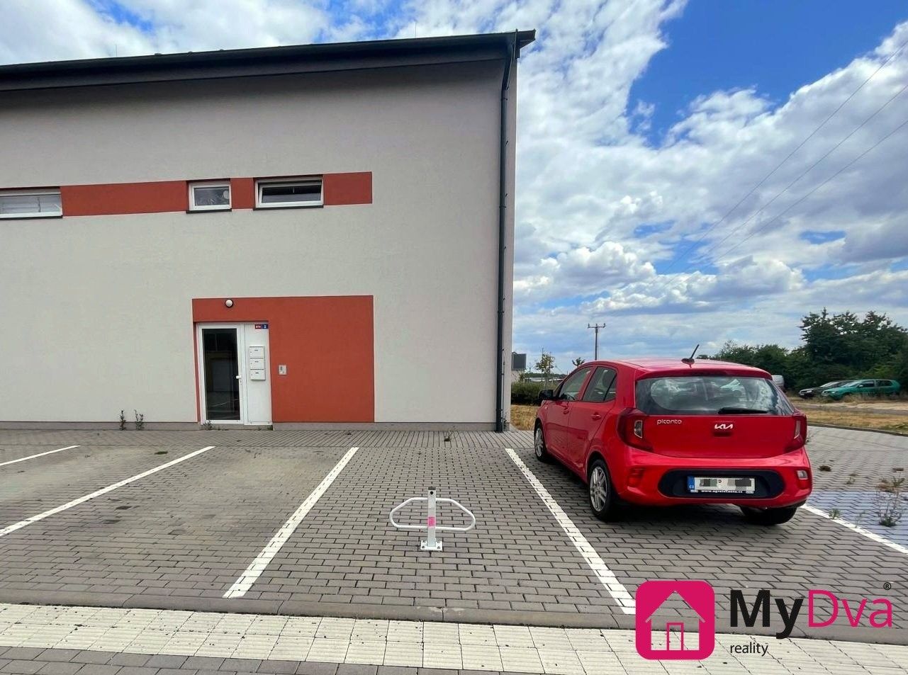 Prodej nemovitosti 12 m² - foto 2