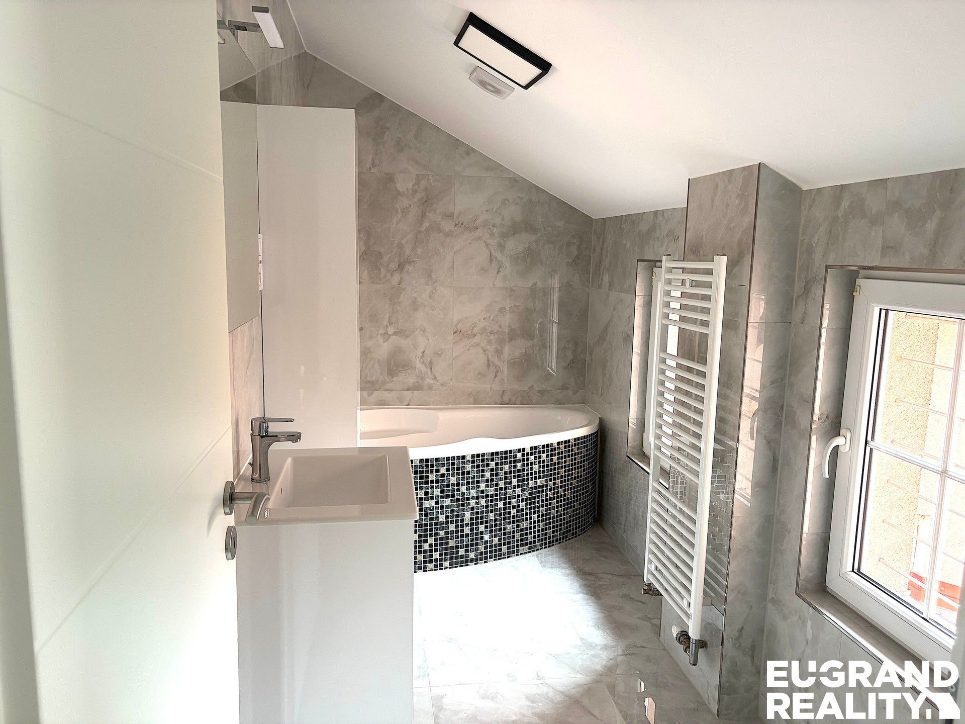 Prodej domu 473 m² - foto 25