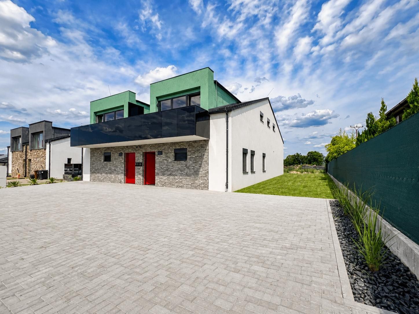 Prodej bytu 4+kk 80 m² - foto 1